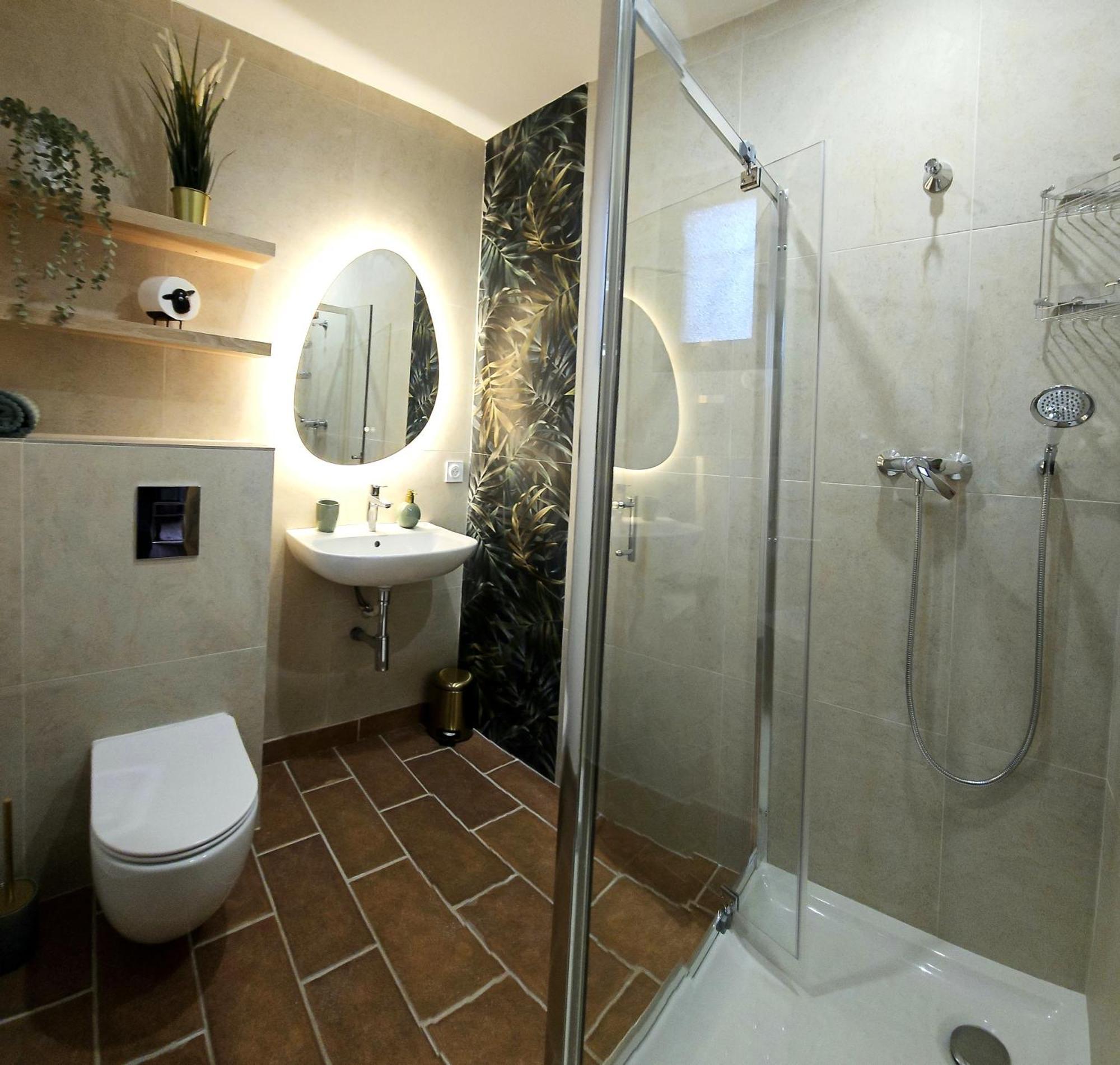 Villa Tropez Chambres D'Hotes Le Luc Eksteriør bilde